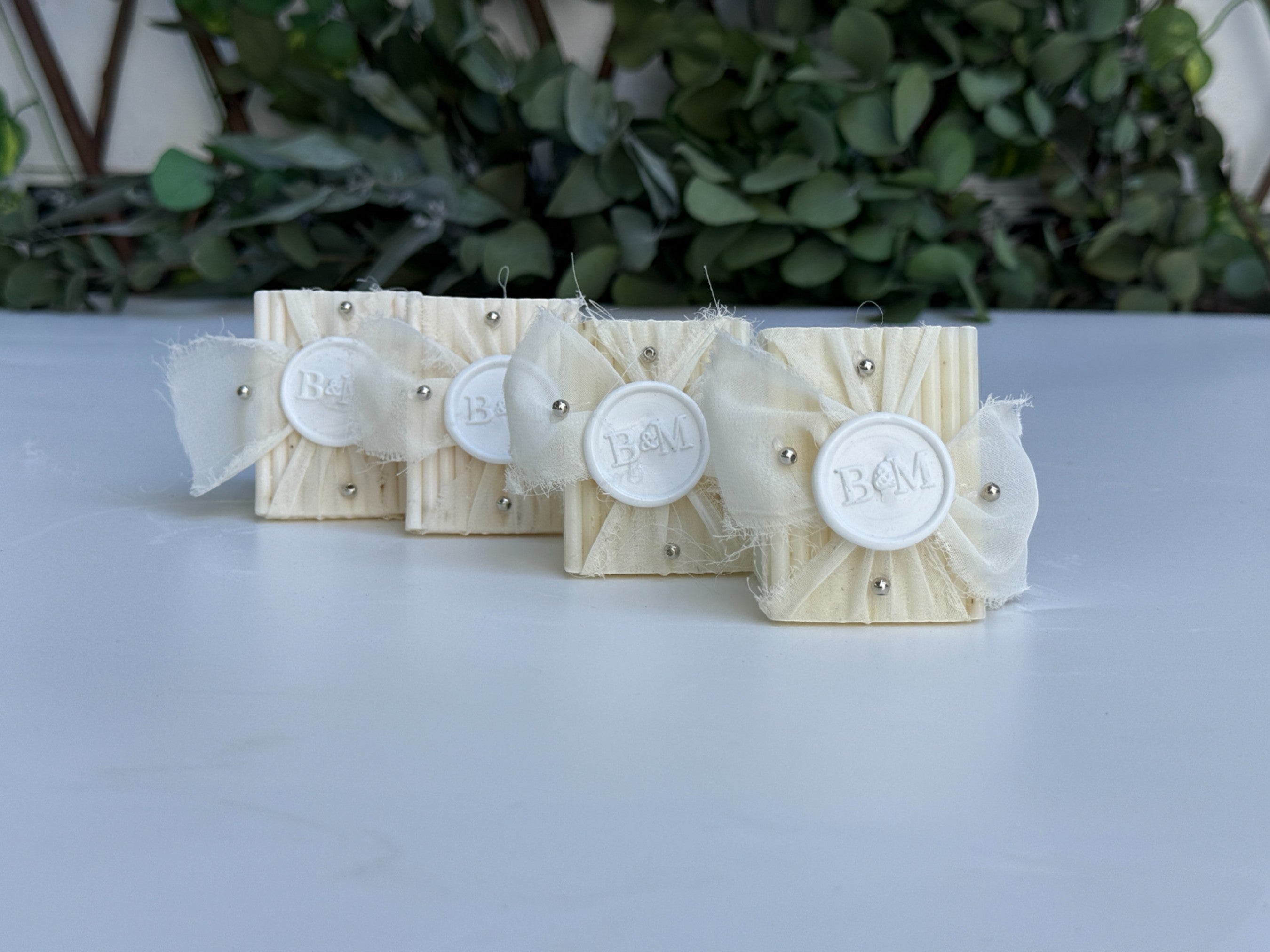Savon parfumé avec noeud et sceau