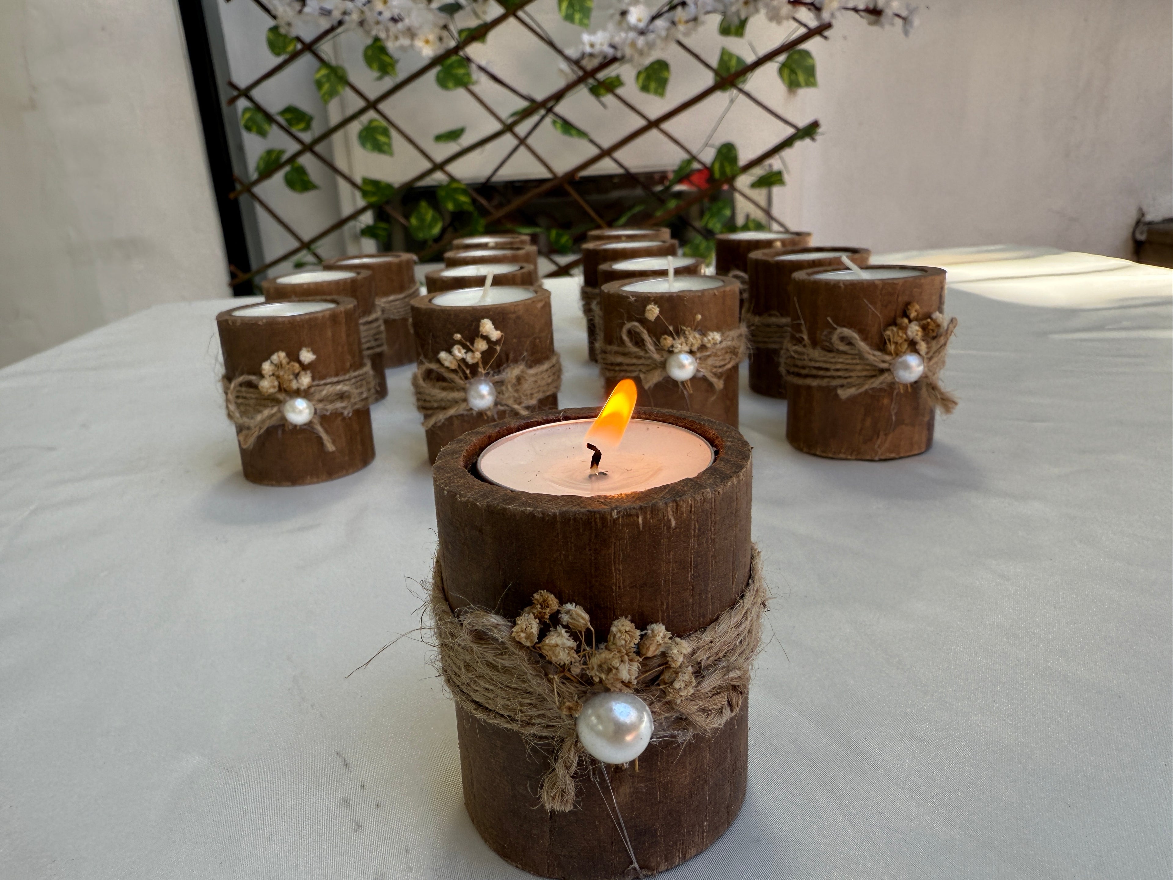 Bougeoir en bois avec perle