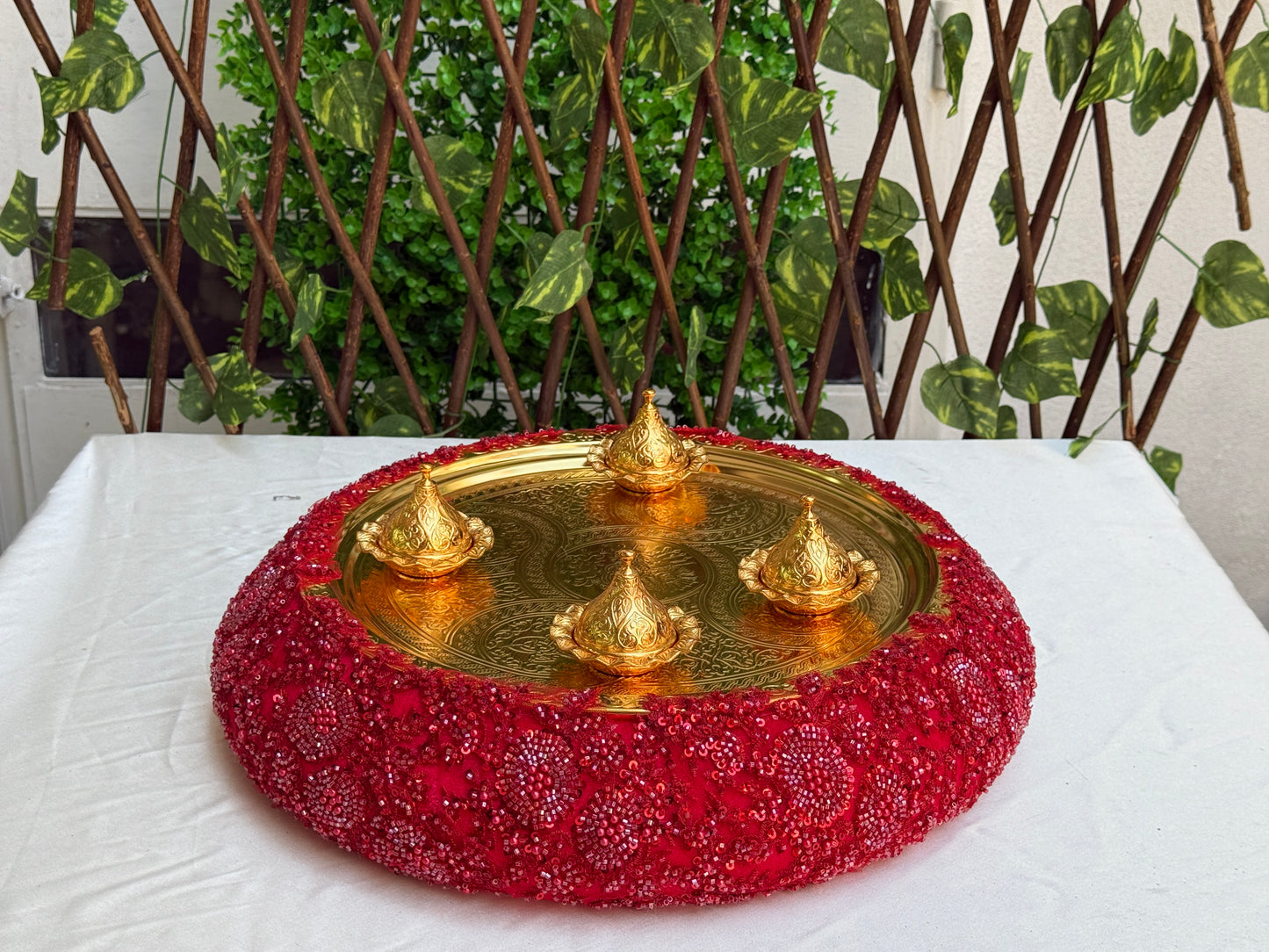 Gastgeschenk Set Roter Henna-Teppich mit zwei Lokumschalen (für 50 Gäste)