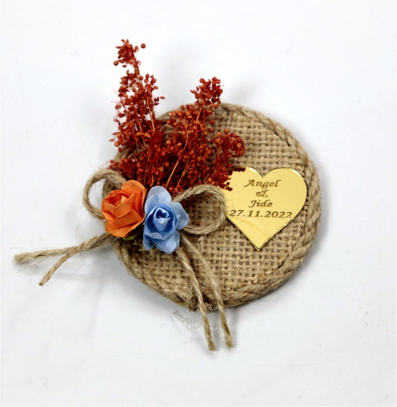 Jute-Magnet mit Herz & Trockenblumen