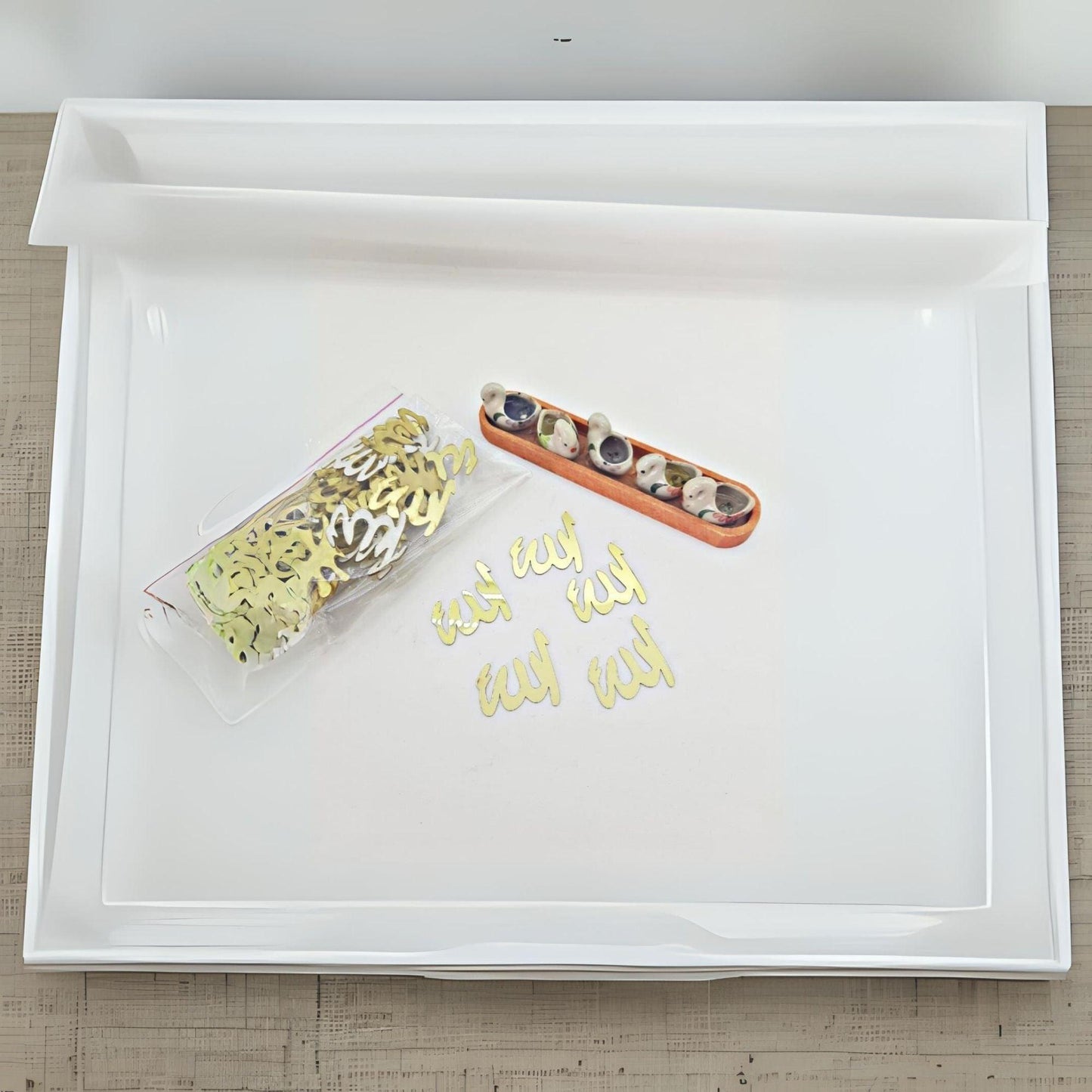 Plexiglas in Silber und Gold ( für 100 Gäste )