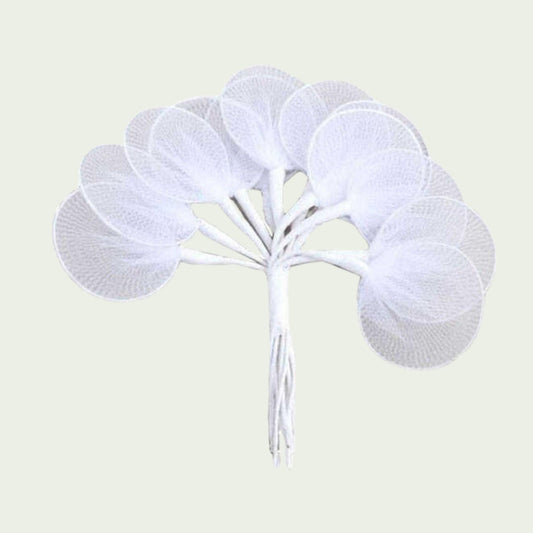 Weiße Deko-Blüte