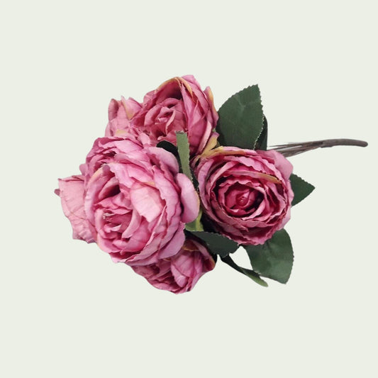 Dunkelrosa Rosenstrauß