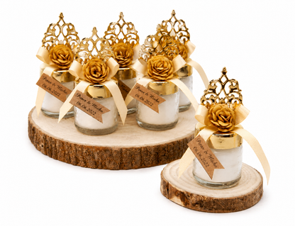 Personalisierte Kerze im Mini Glas mit goldfarbener Rose und Namensanhänger