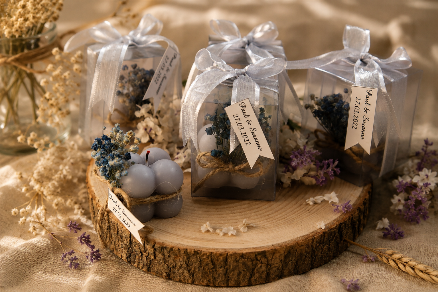 Personalisierte graue Bubble Kerze mit transparenter Geschenkbox und Silber Schleife