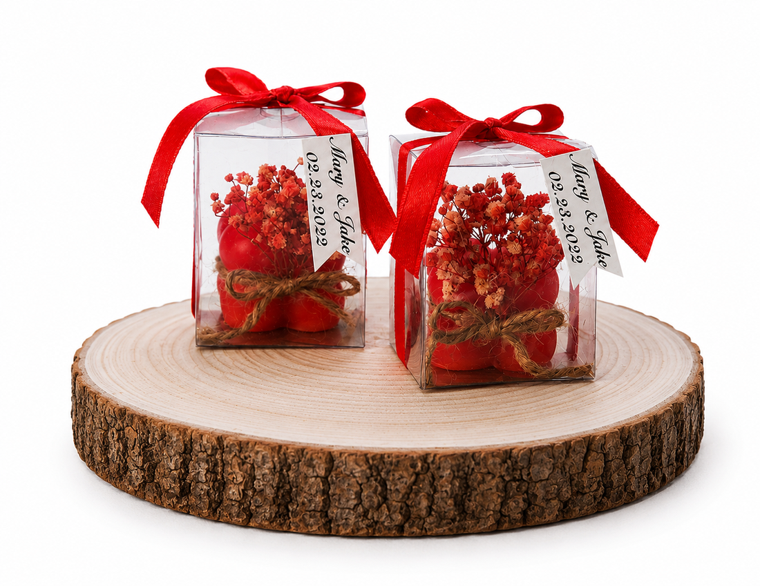 Personalisierte rote Bubble Kerze mit Geschenkbox und roter Schleife
