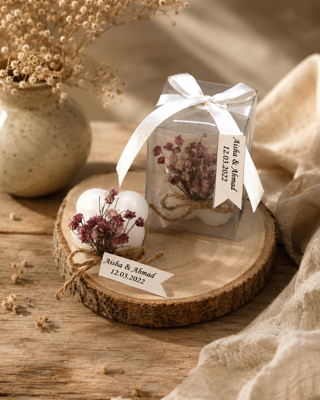 Personalisierte weisse Bubble Kerze mit Geschenkbox und Trockenblumen