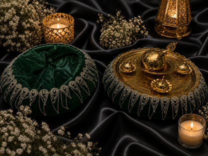 Bordeauxrotes Henna Tablett Set mit Strassbordüre &amp; goldfarbenen Behältern