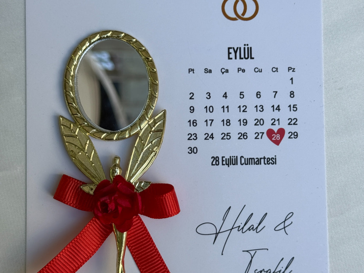 Gastgeschenk Set Metallspiegel mit roter Schleife & Karte – 50 Stück
