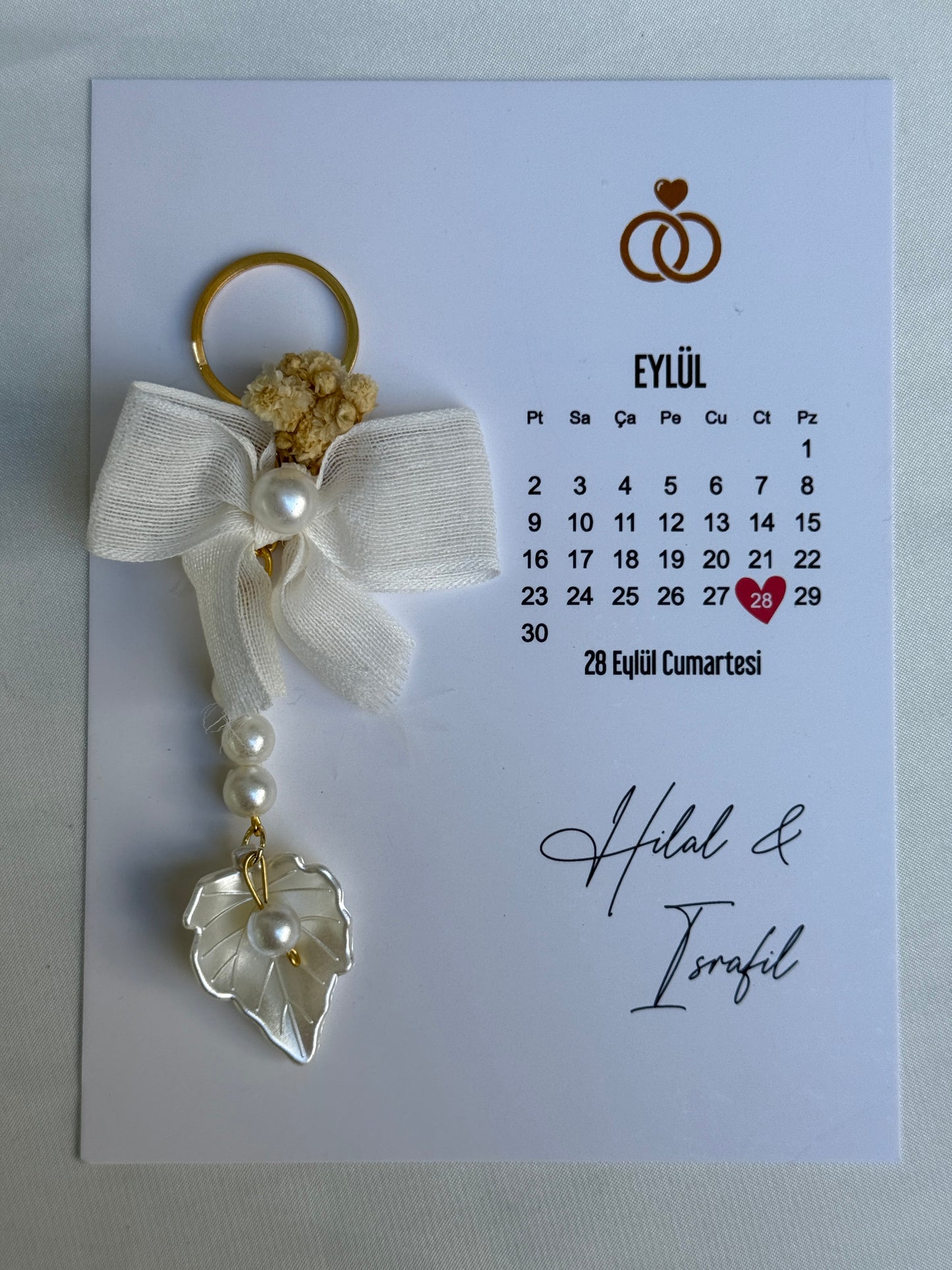 Gastgeschenk Set Perlen‑Schleifen Schlüsselanhänger (für 50 Gäste)