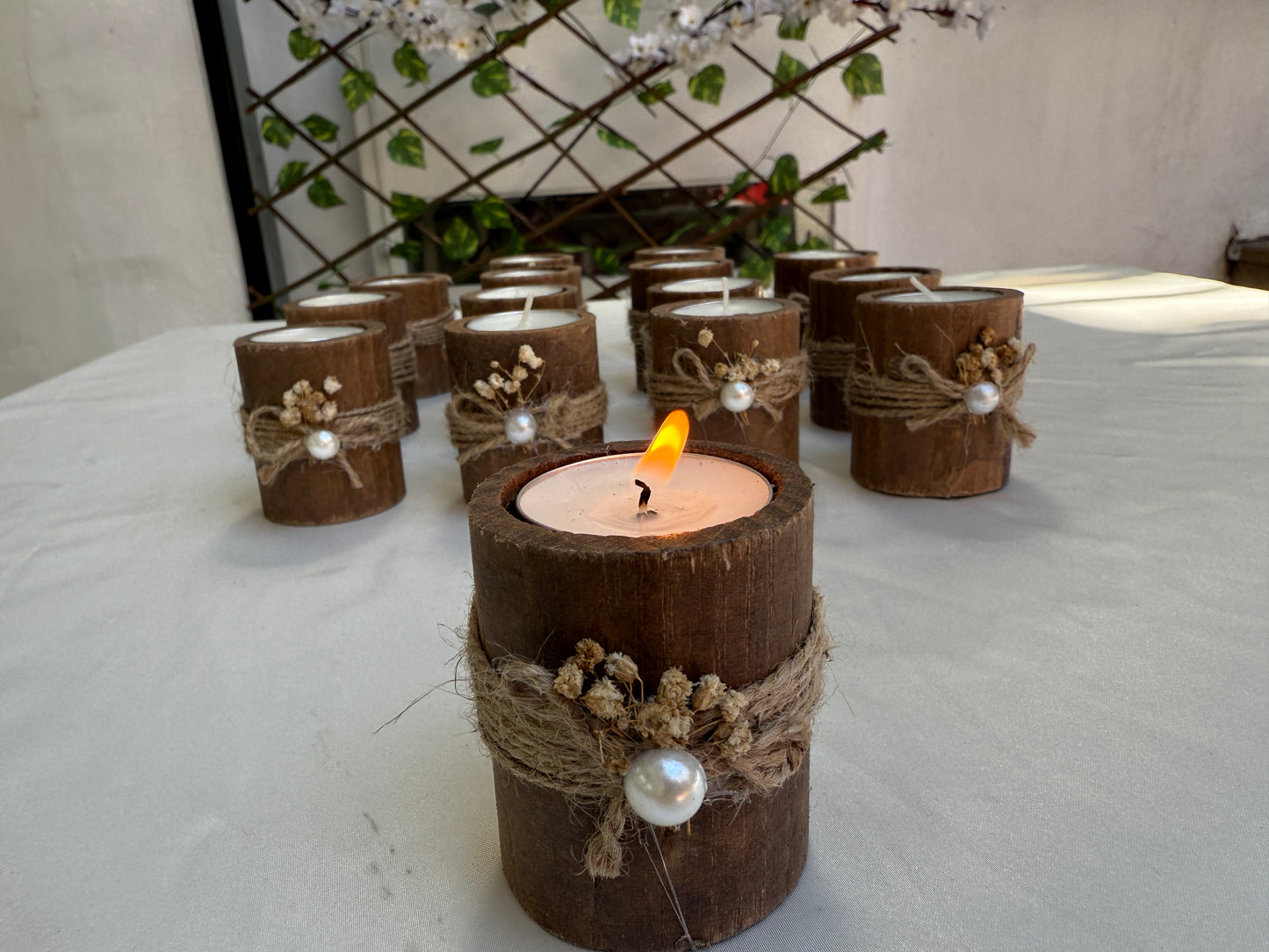 Gastgeschenk Set Holz-Kerzenhalter mit Perle (für 50 Gäste)