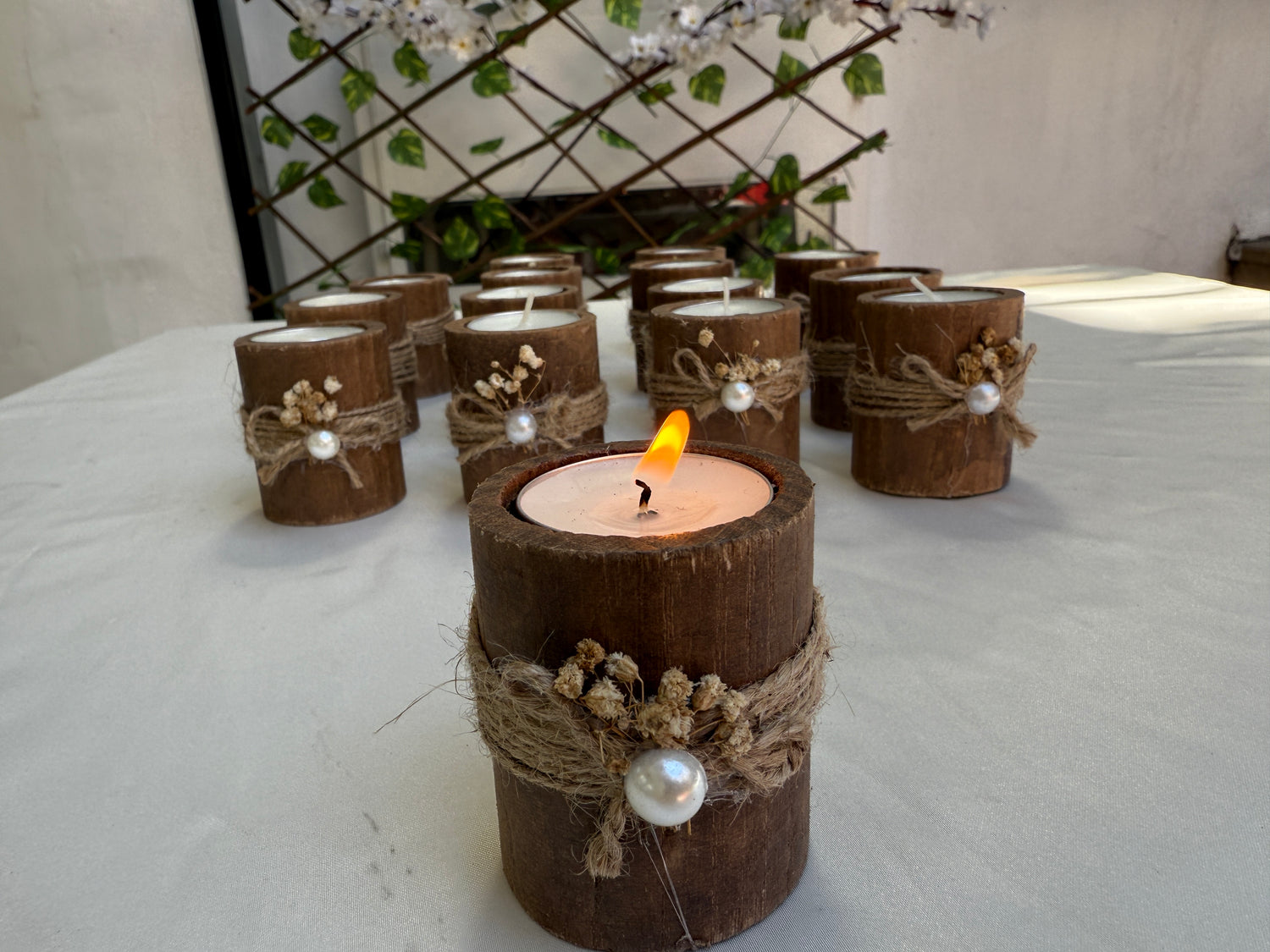 Holz-Kerzenhalter mit Perle