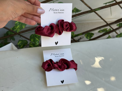 Gastgeschenk Set Burgunder Satin Haargummi (für 50 Gäste)