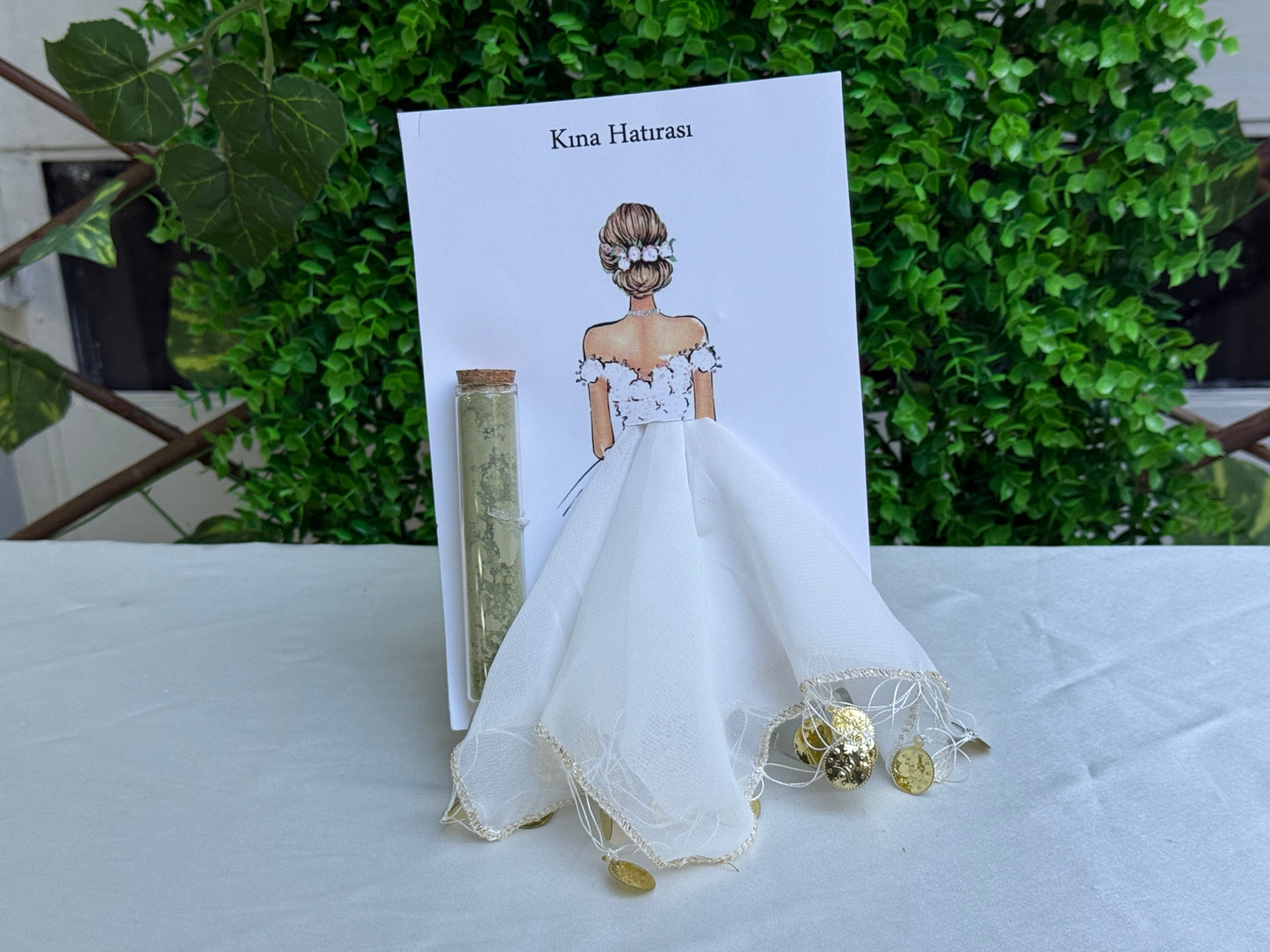 Gastgeschenk Set Henna-Röhrchen mit weißem Tuch und Brautkarte (für 50 Gäste)