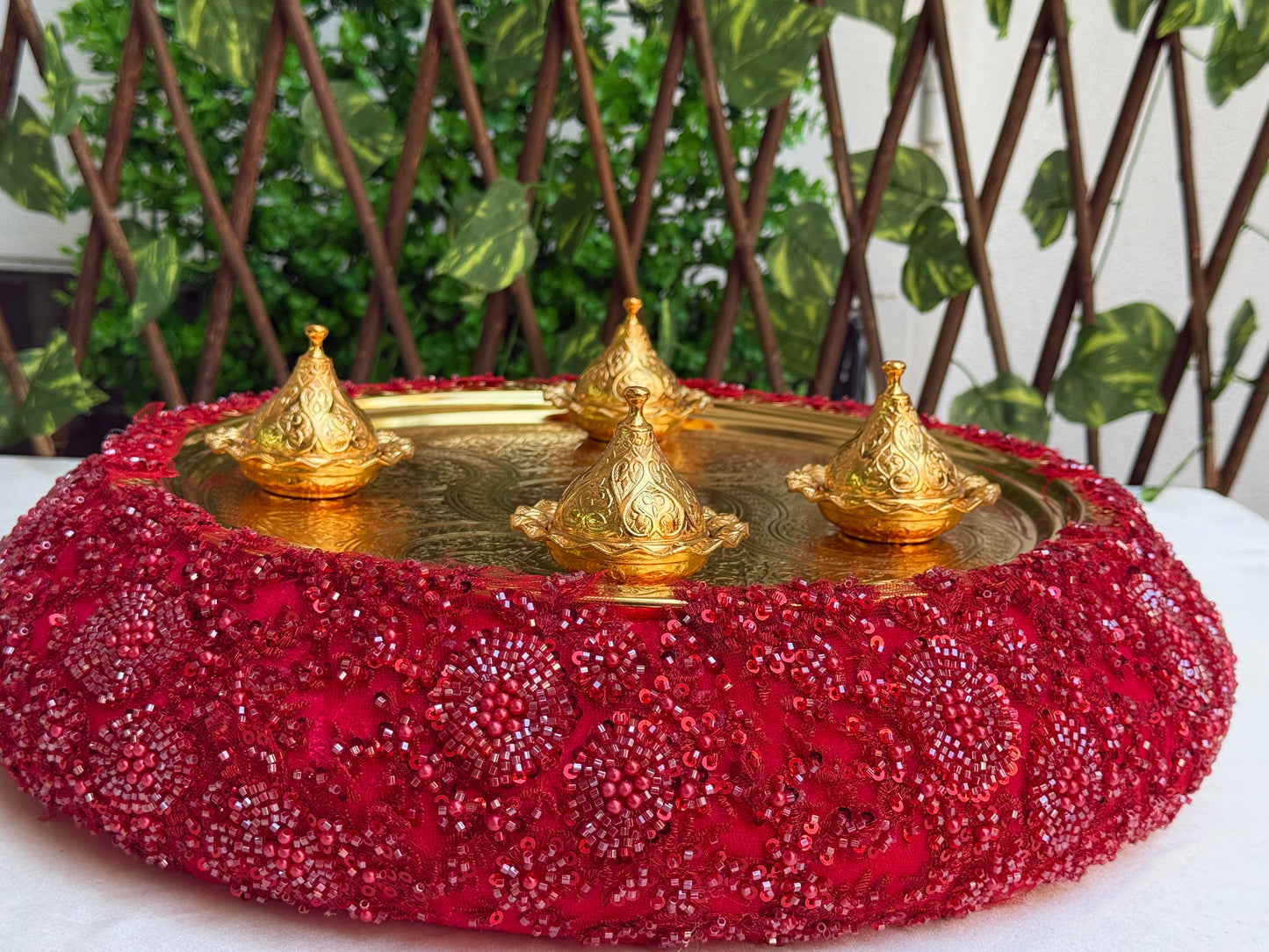 Gastgeschenk Set Roter Henna-Teppich mit zwei Lokumschalen (für 50 Gäste)
