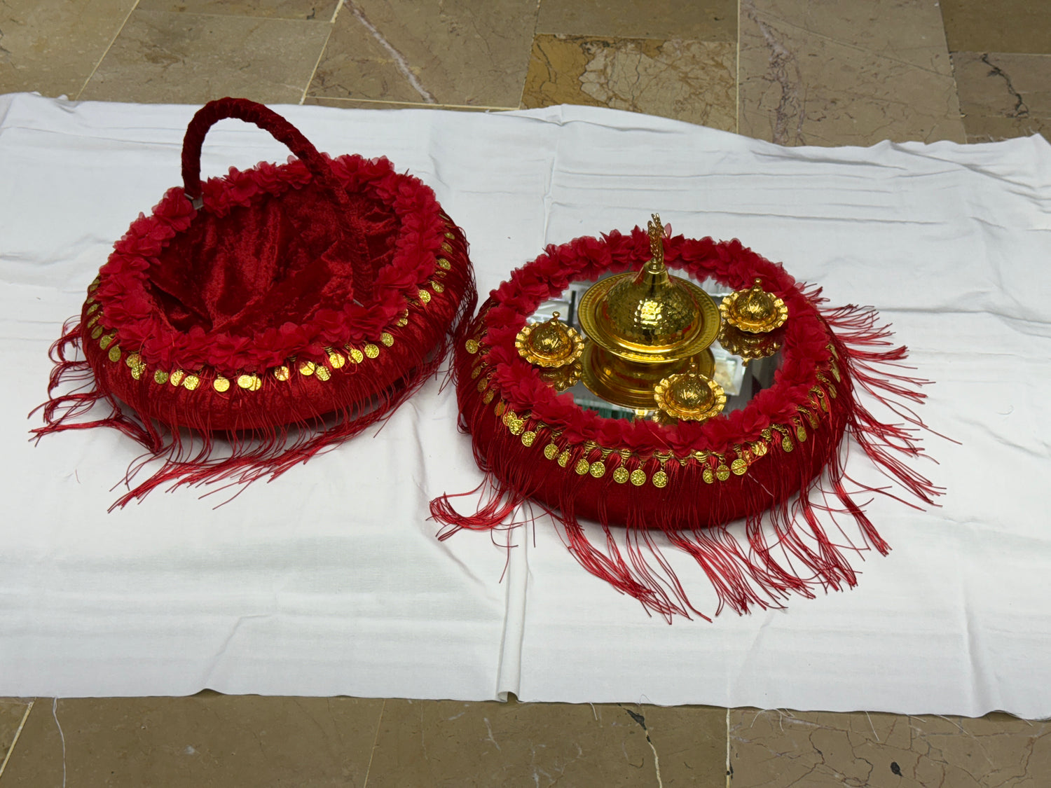 2-teiliges Henna Set mit Korna Tepsi und Henna Korb in Rot Gold