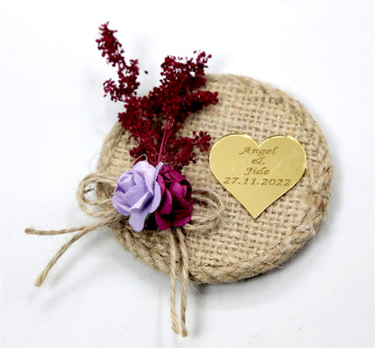 Jute-Magnet mit Herz &amp; Trockenblumen