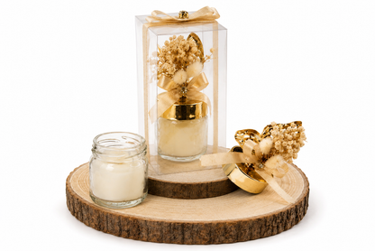 Kerze im Mini Glas mit goldfarbenem Deckel, Trockenblumen und Geschenkbox