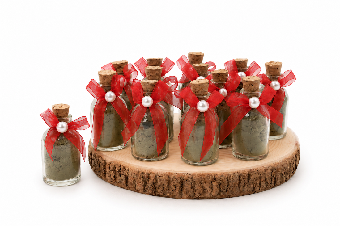Henna Pulver im Mini Glas mit roter Schleife und Perle