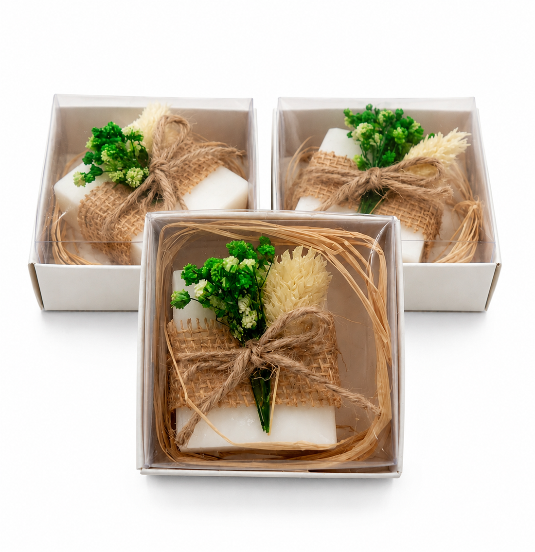 Lavendelseife in Geschenkbox mit Juteband und Trockenblumen