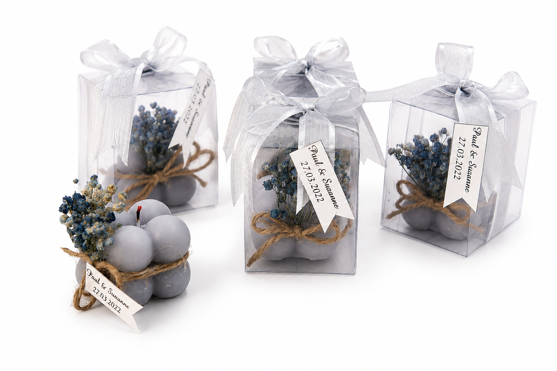 Personalisierte graue Bubble Kerze mit transparenter Geschenkbox und Silber Schleife